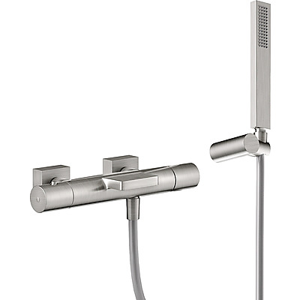TRES - Termostatická batéria pre vaňu a sprchu s kaskádou. Ručná sprcha s nastaviteľným držiakom, proti usa. vôd. kameňa. Flexi hadice. (21117409AC)